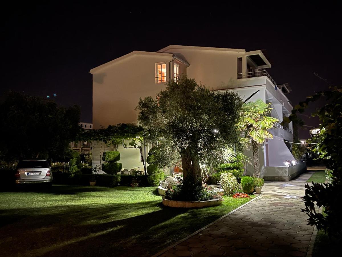 Apartaments Queen Ulcinj Exterior photo