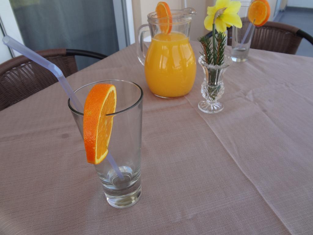 Apartaments Queen Ulcinj Exterior photo